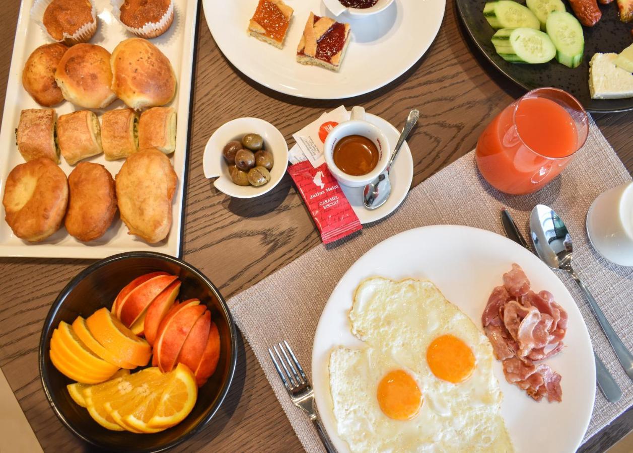 Flamingo Beach Hotel & Spa Avlonya Dış mekan fotoğraf