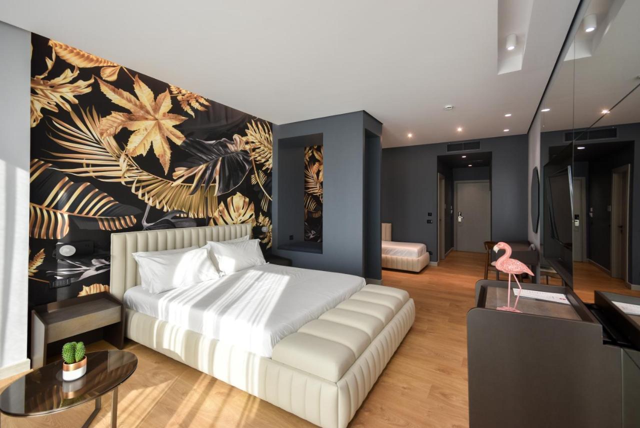 Flamingo Beach Hotel & Spa Avlonya Dış mekan fotoğraf
