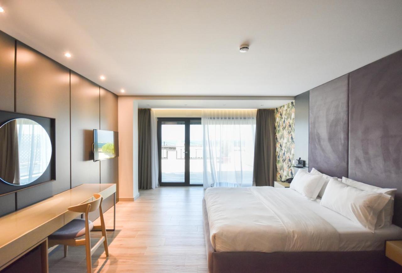 Flamingo Beach Hotel & Spa Avlonya Dış mekan fotoğraf